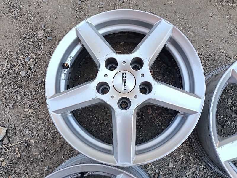 Продам оригинальные легкосплавные диски "Dezent"