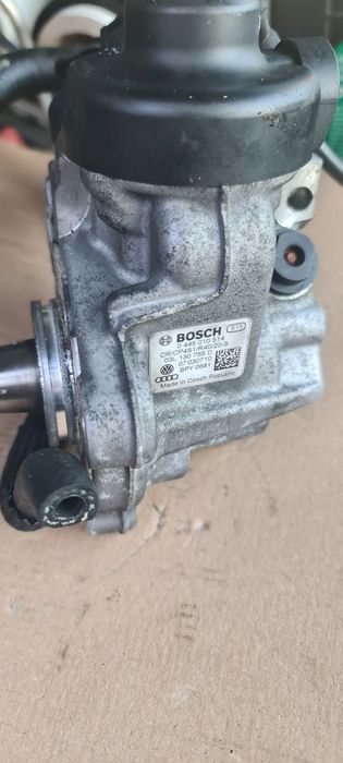 pompa de injecție  03l130755d pompa de inalte 2.0 diesel vw , seat,