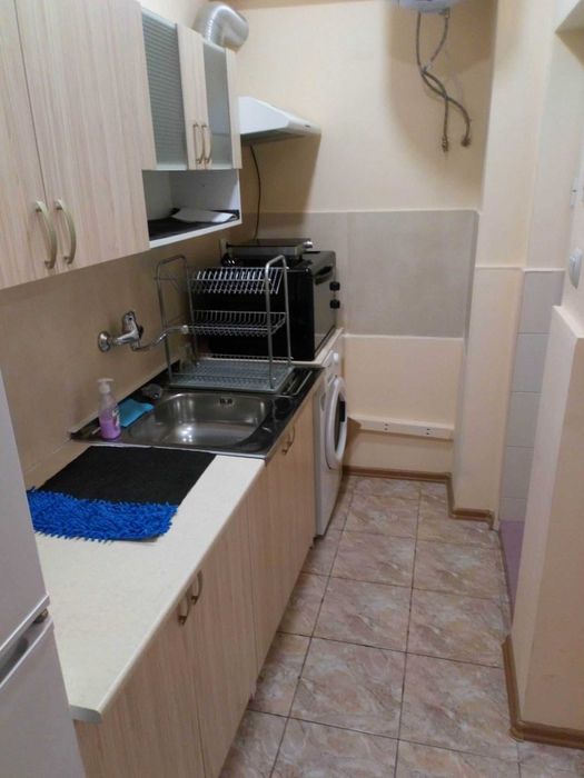 Дава се под наем Едностаен апартамент в Русе, Център - 30 кв.м за 180 € - Снимка #4