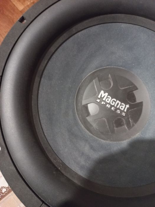 Говорител басов  15 инча-8ома