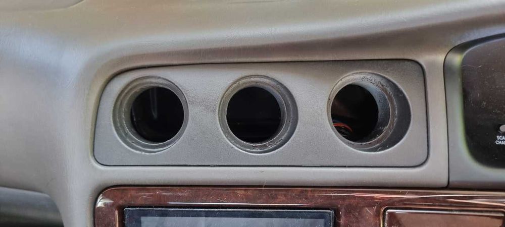 Тройной подиум манометров JZX100