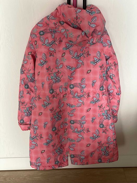 Продам детскую куртку (пальто)