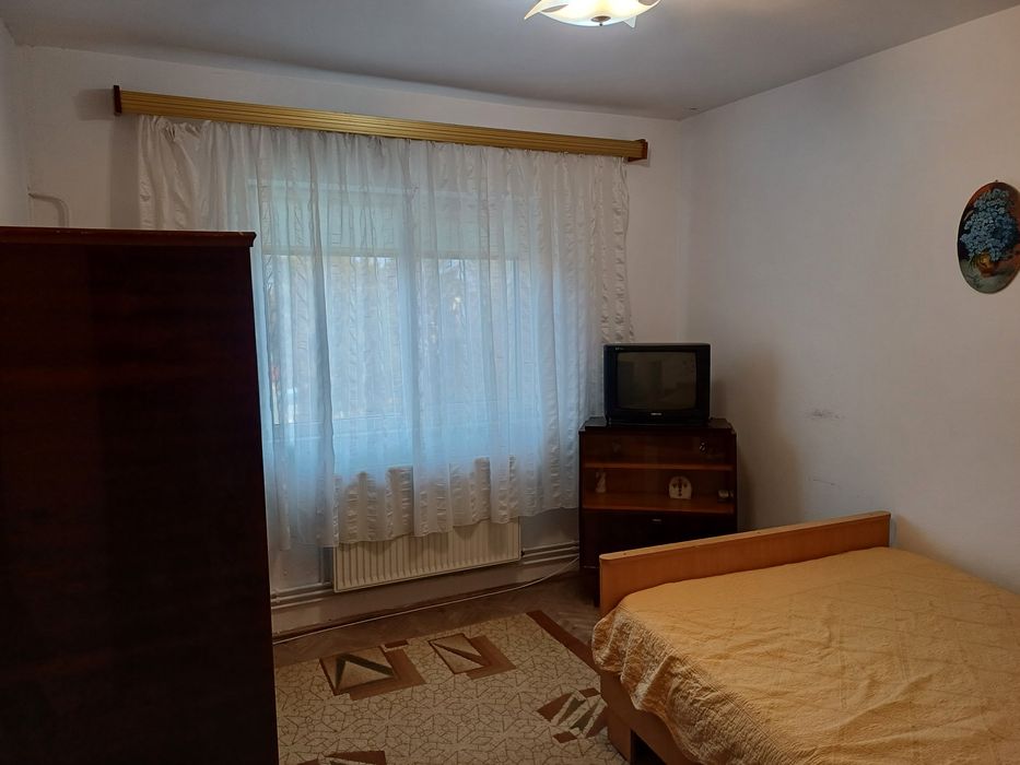 Inchiriez apartament cu 2 camere, mobilat complet, zona Micro 9