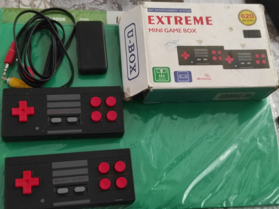 Часы  и денди сотилади