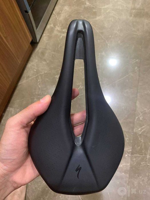 Сиденье Specialized power comp 143 mm