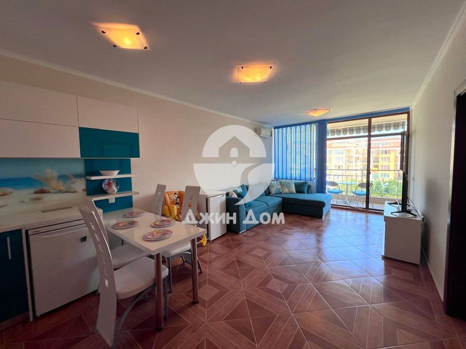 Продава се Двустаен апартамент в Свети Влас - 88 кв.м за 1250 €/кв.м - Снимка #3