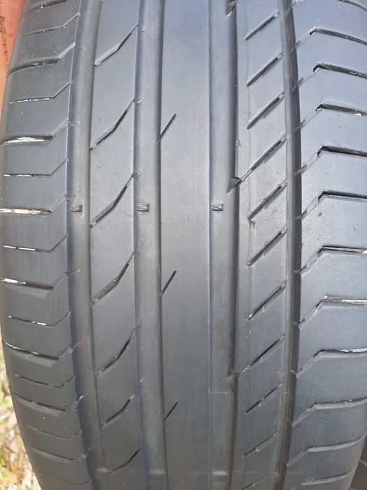 Продам шины 235/55/18 континенталь