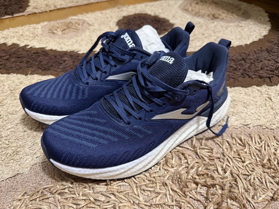 Vând adidași Joma running storm viper