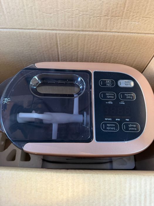Електрическа машина за паста Intertronic Pasta Maker – като нова