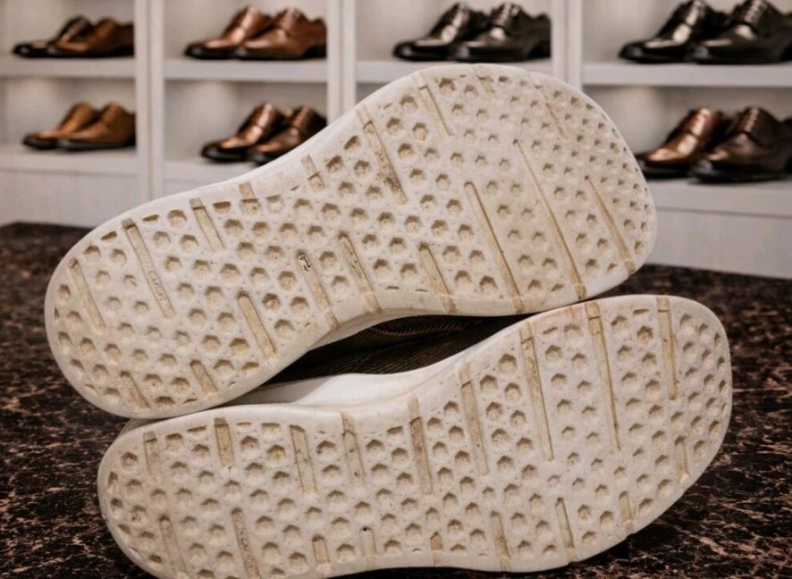 Vans Ultra Cush N 43