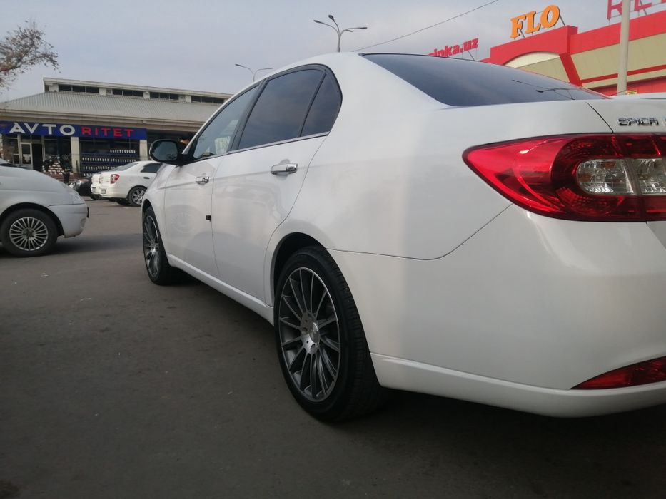 Тонировка... Ломинация...хизматлари .любой авто