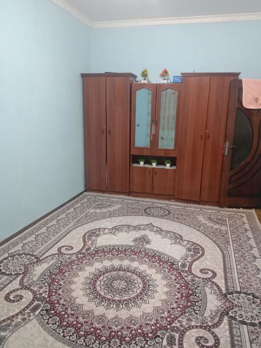 1 хонали уй сотилади