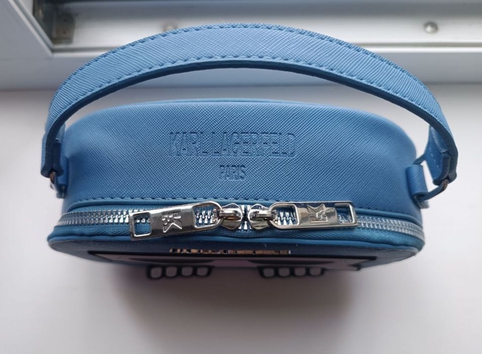 Продаю женскую сумочку