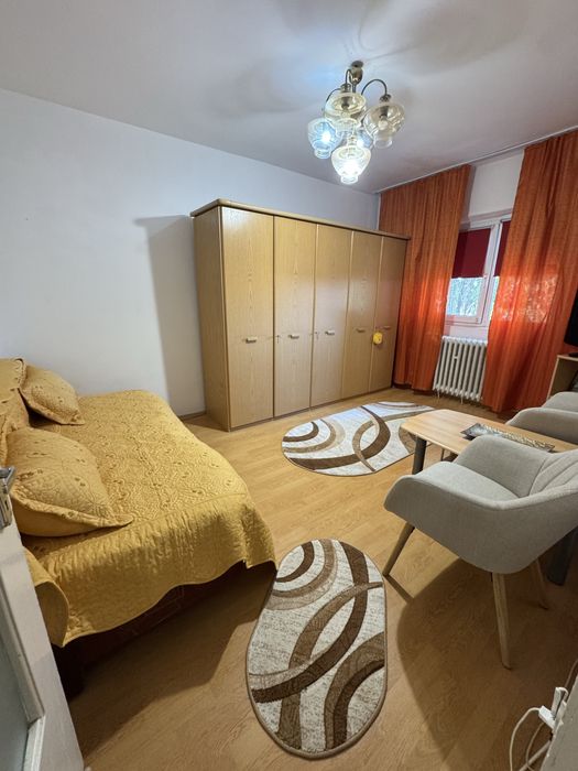 Inchiriere garsoniera Bd. Bucuresti