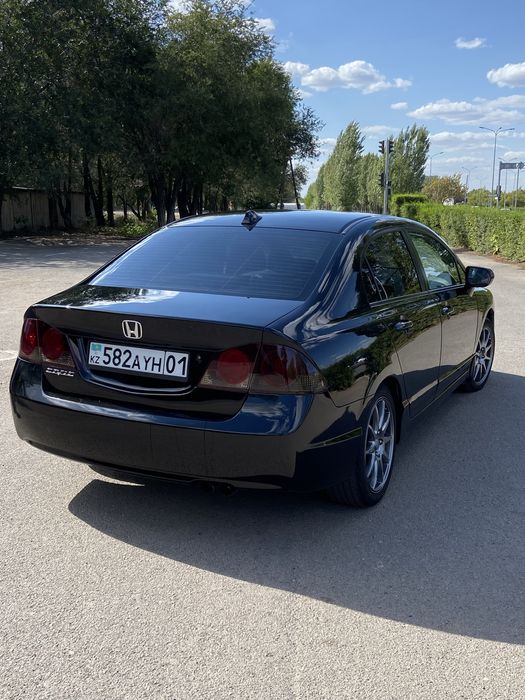Продам Honda civic 2008 г. 1.8 бензин