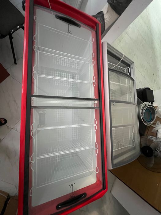 Продам Морозильник