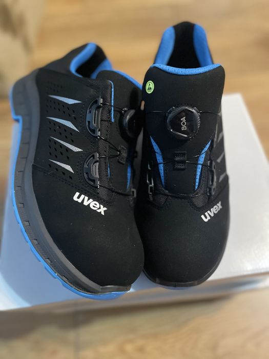 Bocanci  marca uvex originali