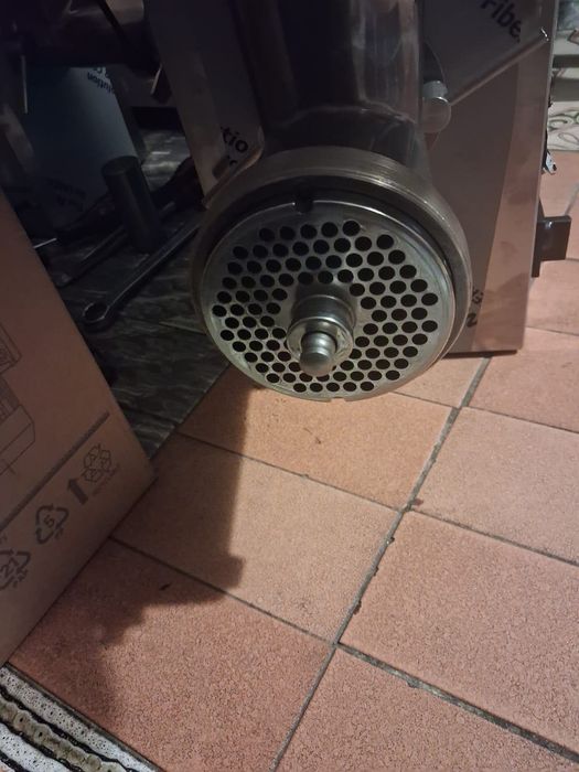 Masina de tocat profesională