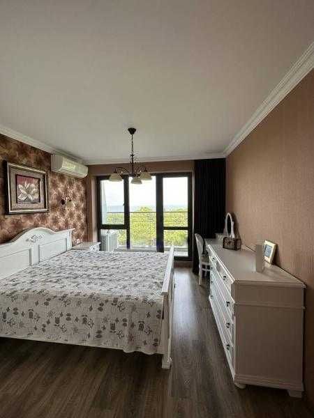 Дава се под наем Тристаен апартамент в Бургас, Лазур - 100 кв.м за 1224 € - Снимка #4