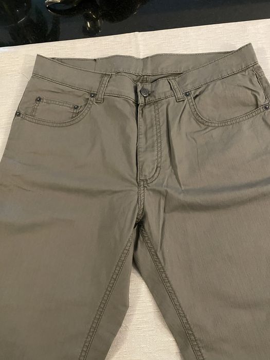 Pantaloni barbatesti,noi cu eticheta