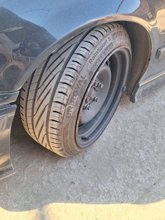 Продавам 16ки железни джанти бмв