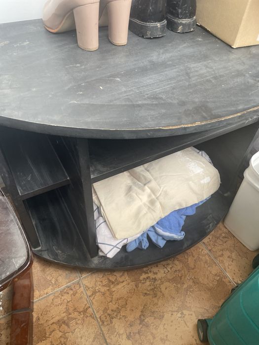 Отдаю даром бесплатно мебель