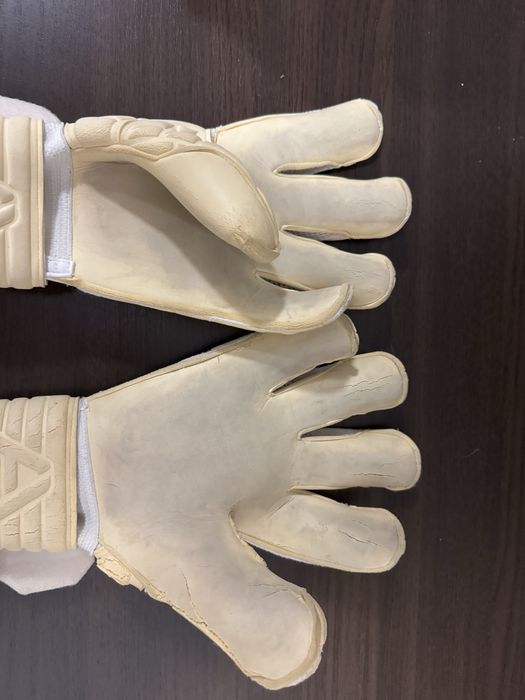 Вратарские перчатки ALPHA League (оригинал)