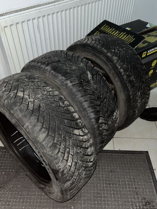 болон шина.     .