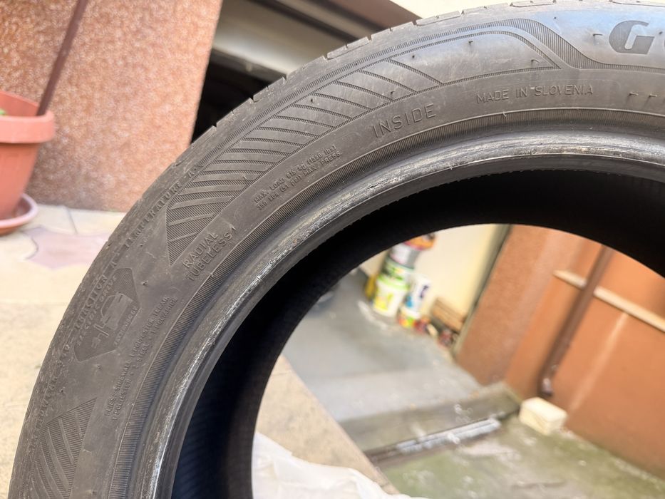 Goodyear 215/50 R17 91V vara