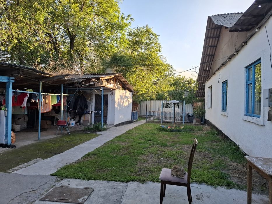 Продам дом в середине состаяние