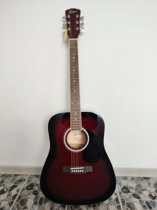 Vand chitara acustica