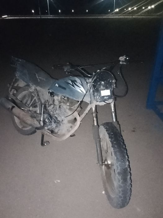 Продам мотоцикл 200³см