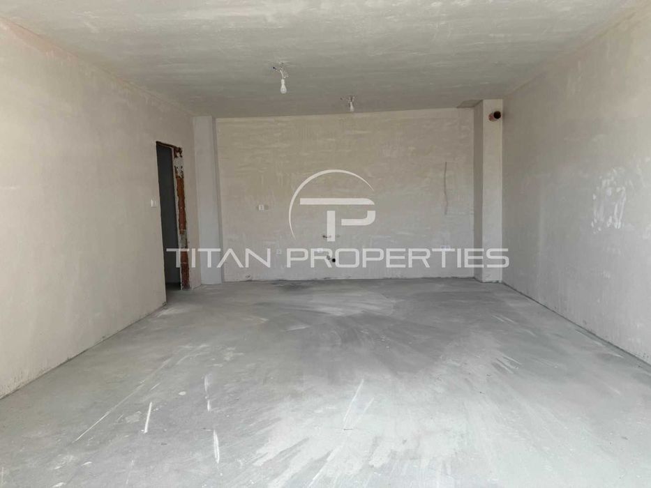 Продава се Тристаен апартамент в Пловдив, Беломорски - 107 кв.м за 668 €/кв.м - Снимка #1
