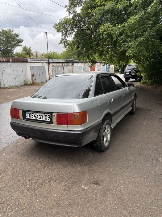 Продам Ауди 80 Б3