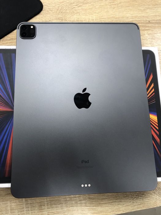 Ipad Pro 12.9 5th 256gb ТМ79