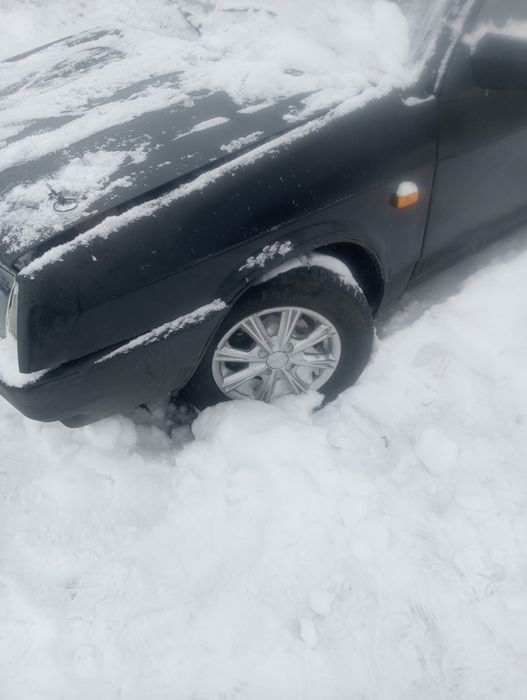 Продам ваз 2109  не на ходу