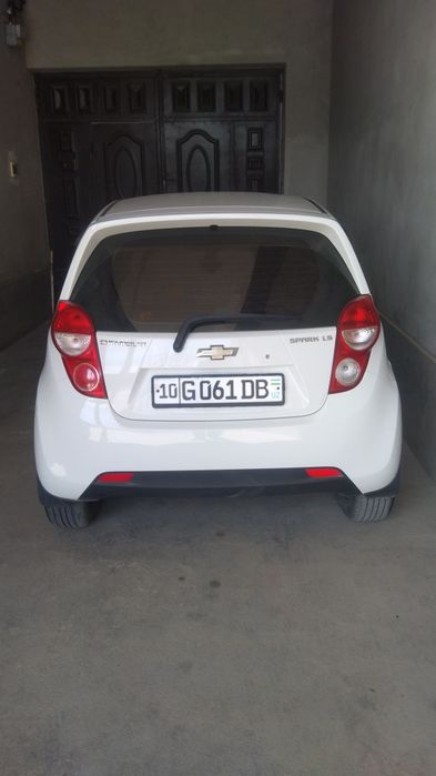 Автомобил спарк 2013