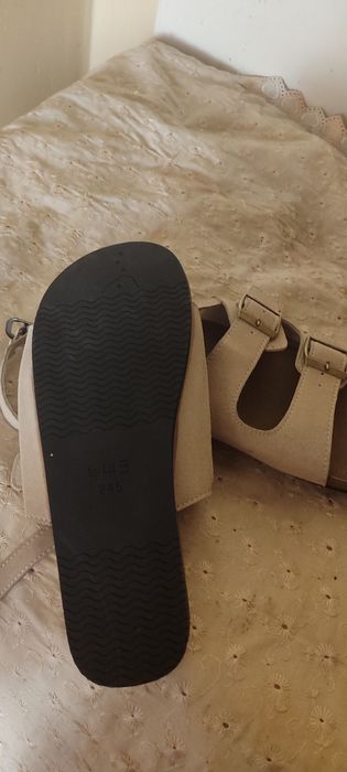 Янги ва Кам кийлган ойок кийим