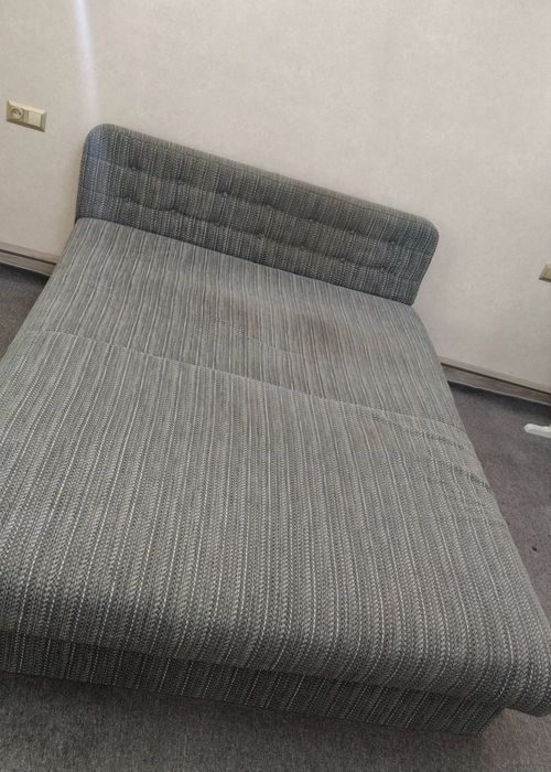 Кровать для спальной комнаты