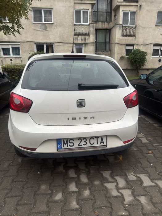 Seat Ibiza.