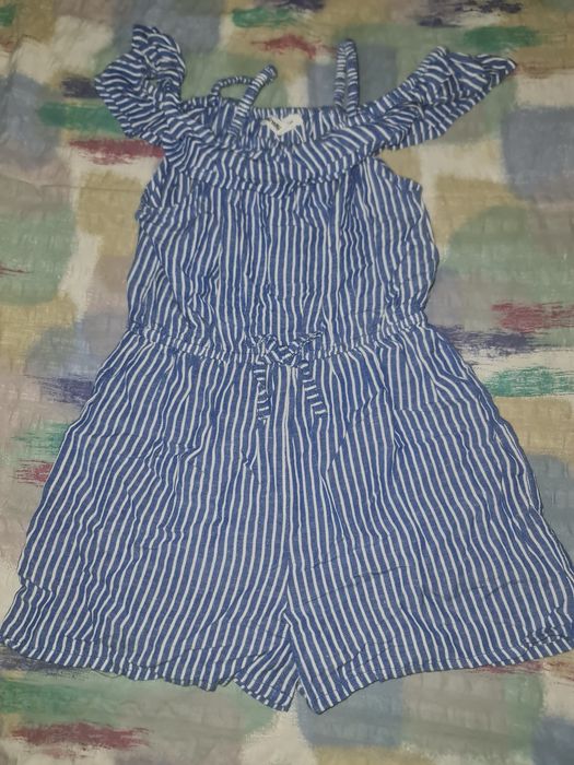 Haine diferite marimi 4-5 ani. Detalii privat pt poze.