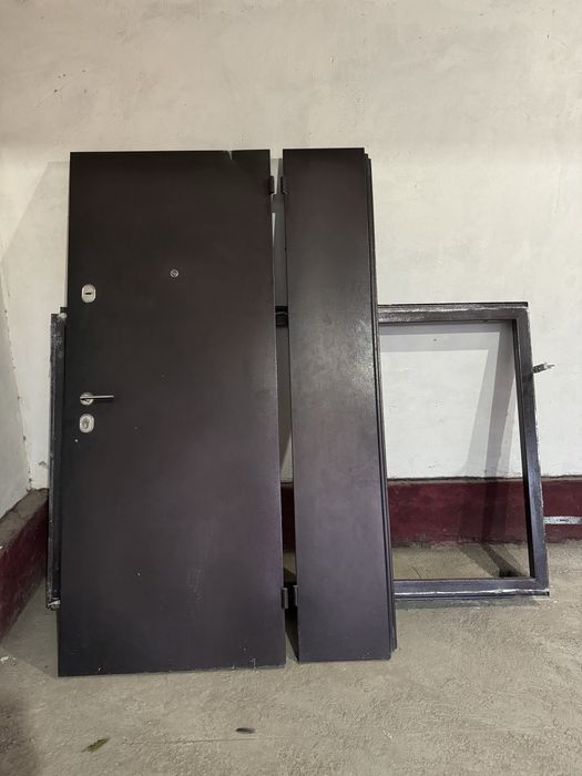 Входной дверь для дома