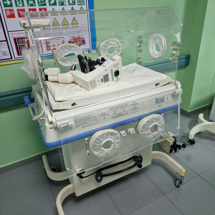 Инкубатор для новорожденных Isolette C2000