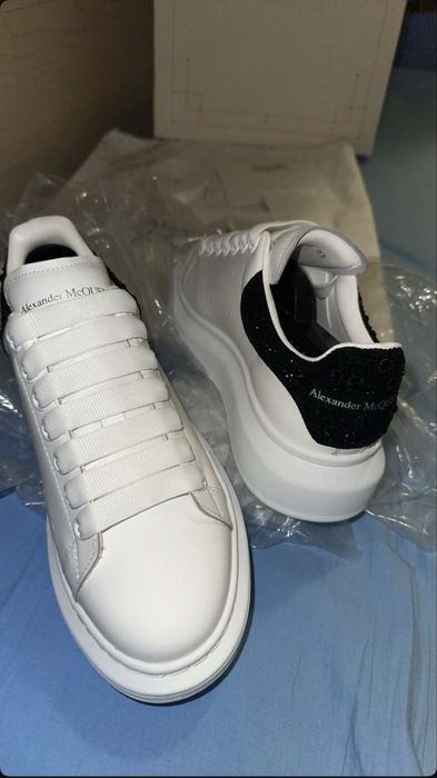 Alexander McQueen calitate 100%