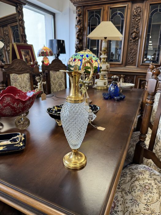 Carafa deosebita din cristal cu metal aurit