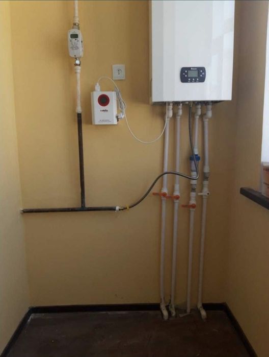 Moynaqda taza domda 3 xanali kvartira satiladi 70 million. Izinde kre