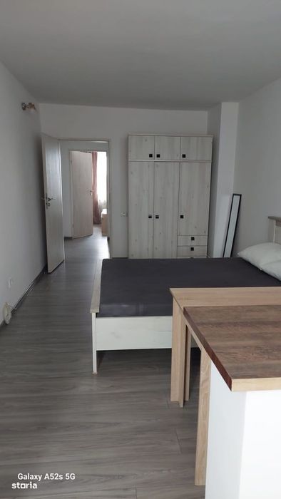 Apartament cu 3 camere, balcon și lift zona Circumvalatiunii