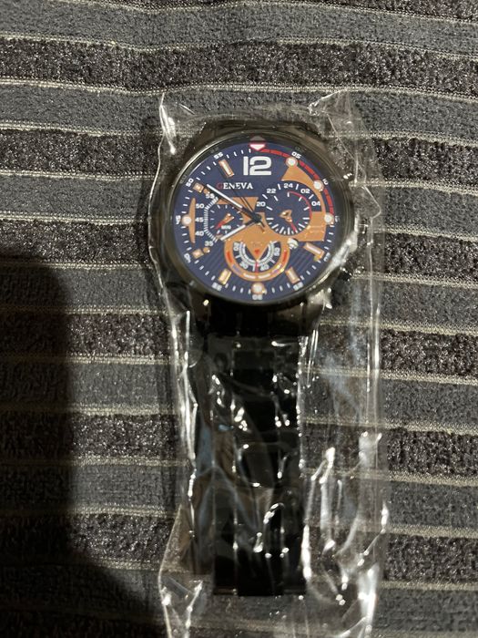 Продавам мъжки часовници