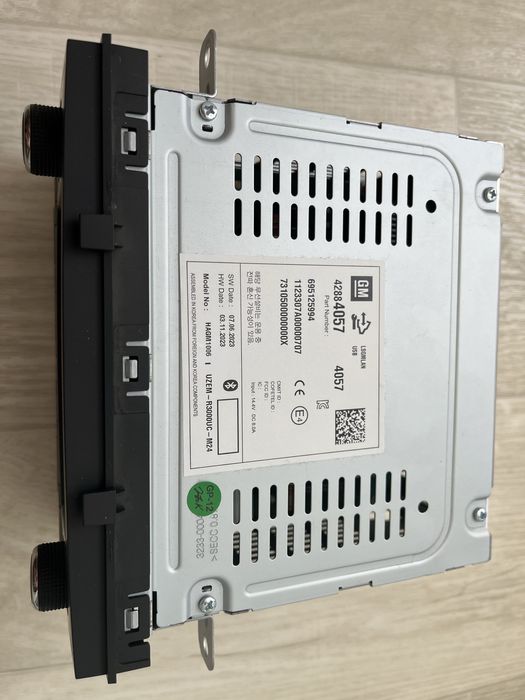 Продам Автомагнитолу на Кобальт!