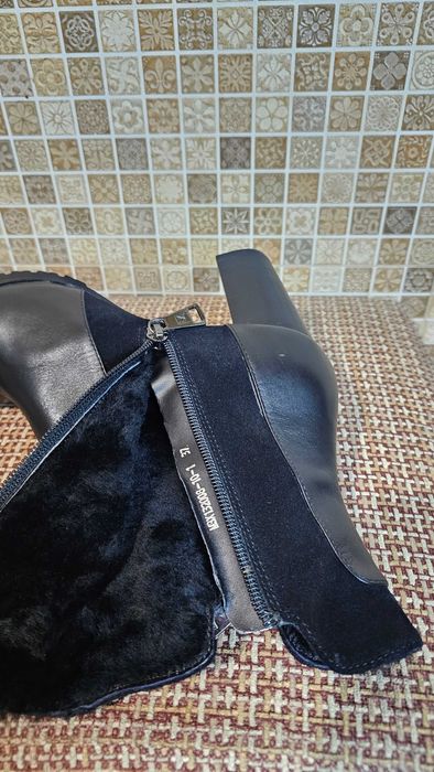 Ботинки зимние ..